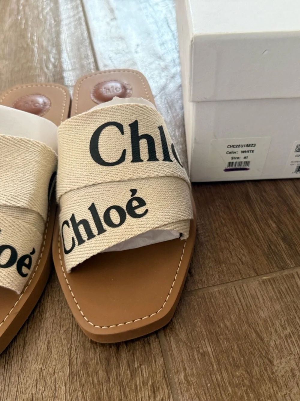 Chloé Cream Canvas Logo Slide Sandals with Tan Footbed - Picture 3 of 6